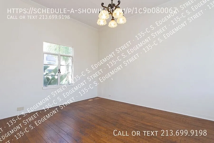 $0 Security Deposit+One Month Free-Lrg 2 Bed/1 Ba With Washer And Dryer In The Unit-Art Deco Buil... — Photo 4