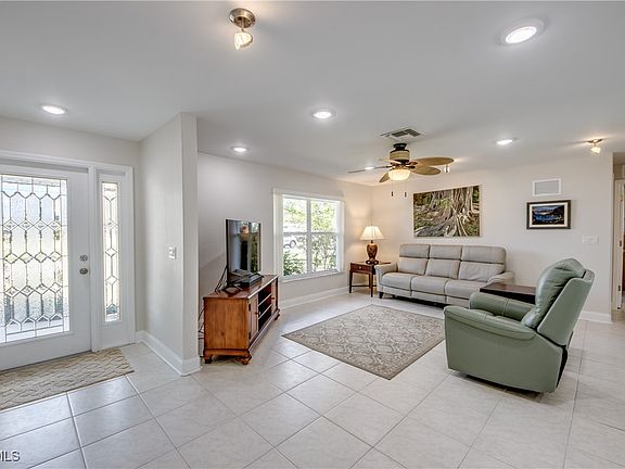 5th image of 1106 Lorraine Ct
