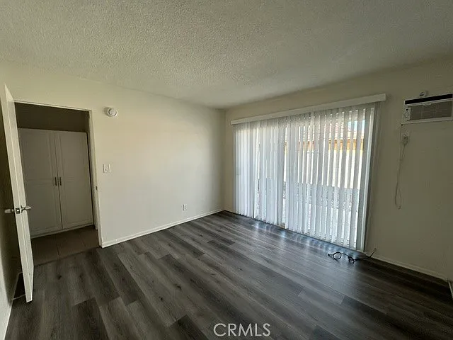 685 E Vista Chino #A — Photo 15