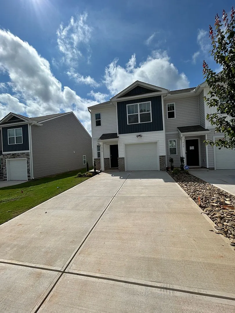 New Construction in the Chestnut Ridge Community — Photo 1