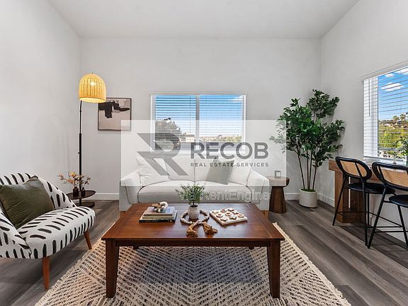 3rd image of 832 Desty St #12