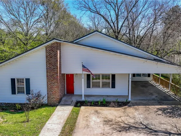 109 1st St N, Reform, AL 35481