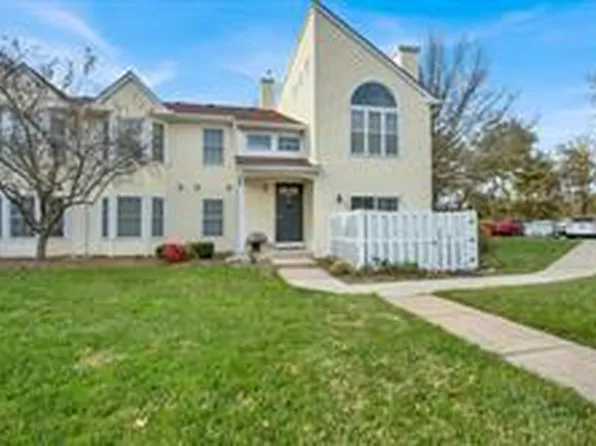 46 Powell Ct, Hightstown, NJ 08520