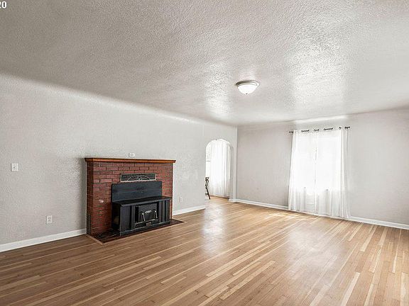 2nd image of 342 Pioneer Ave NE