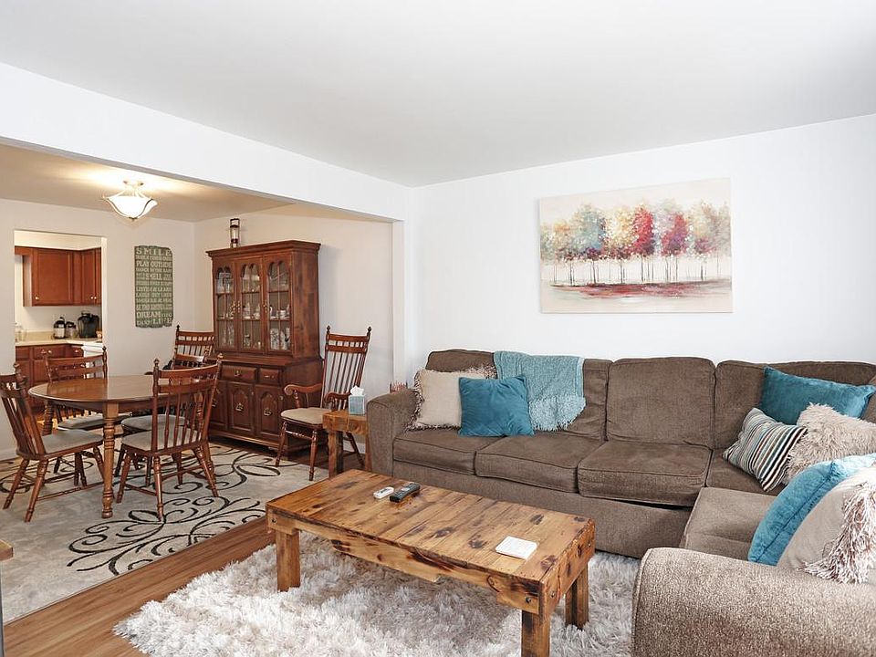 2nd image of 416 Elgin Dr