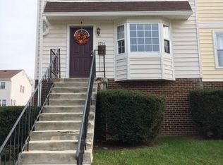 1701 E Bancroft Ln, Crofton, MD 21114