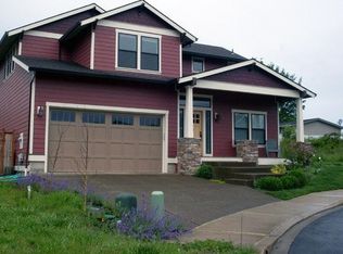 560 N Declaration Dr, Carlton, OR 97111