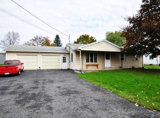32 Mary St, Phelps, NY 14532
