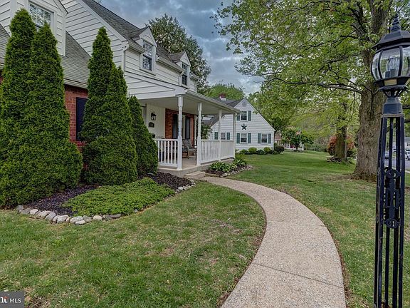 3rd image of 534 Milmont Ave