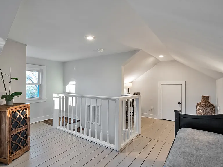 514 Drake Ave — Photo 12