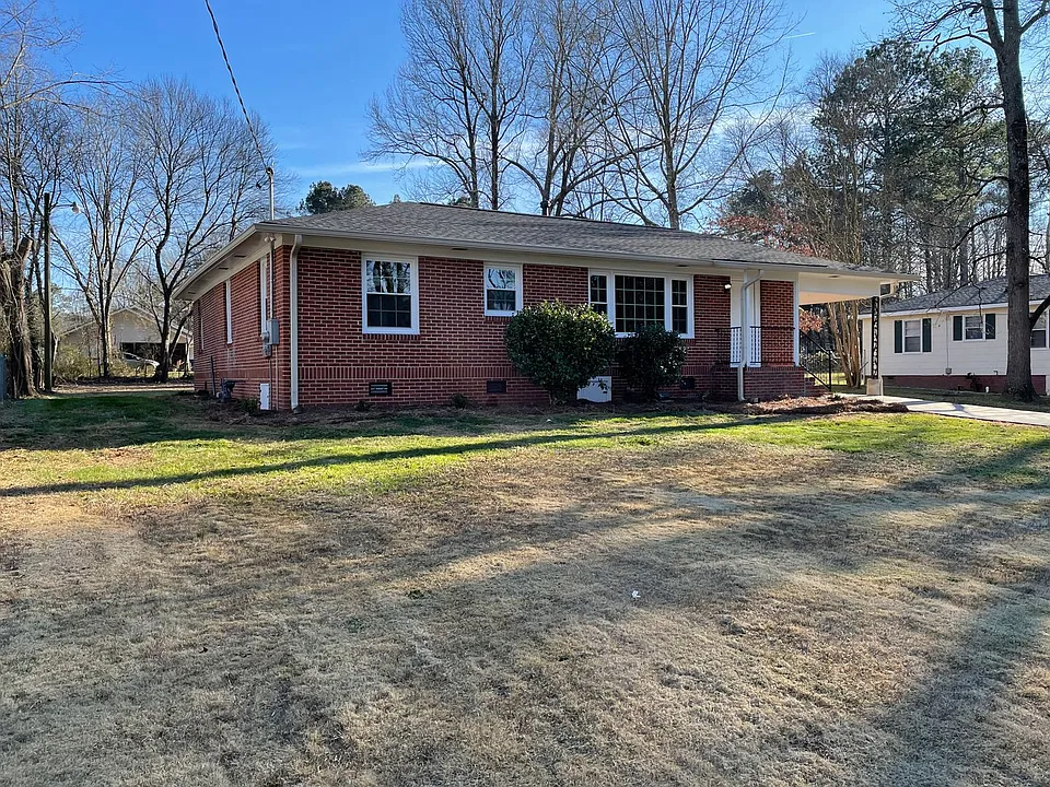 65 Rooney Rd SW