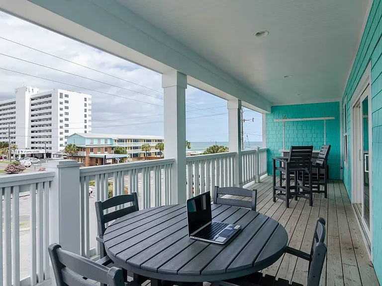 1211 N Fort Fisher Blvd #B — Photo 13
