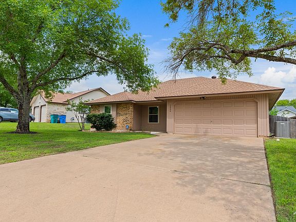 4th image of 1006 Cresswell Dr