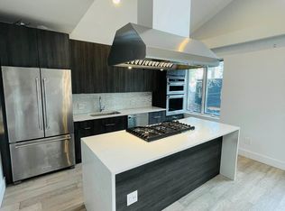 18-15 25th Rd #3, Astoria, NY 11102