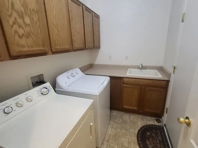 1903 Teal Dr — Photo 13