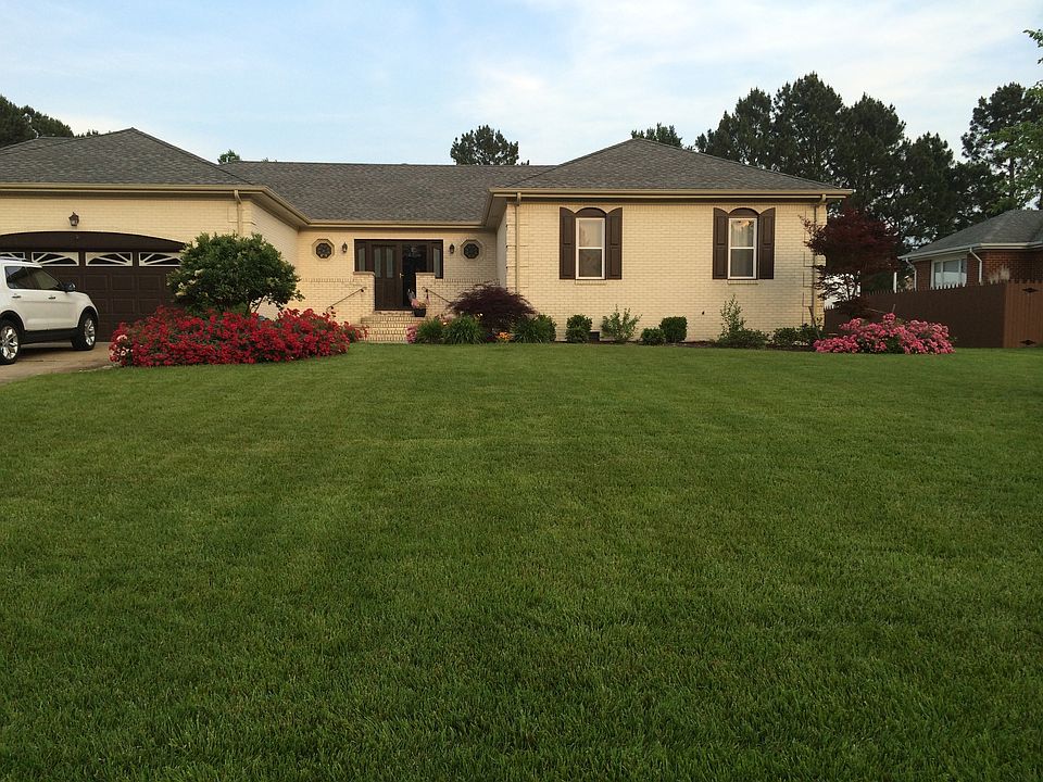 1st image of 2221 Russet Leaf Ln