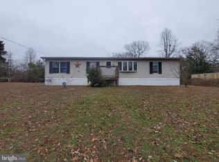 208 Dandelion Rd, Millville, NJ 08332