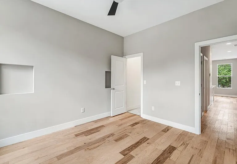 3324 Michigan Ave — Photo 17