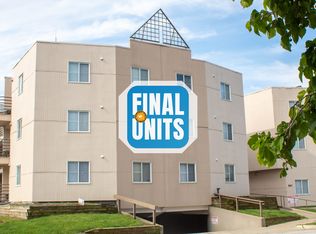 905 W Oregon St #AB5D85571, Urbana, IL 61801