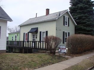 2233 Stafford St, Dubuque, IA 52001