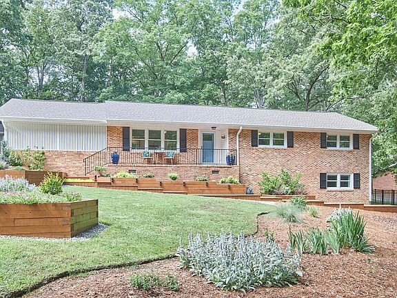 3rd image of 2909 Gretmar Dr