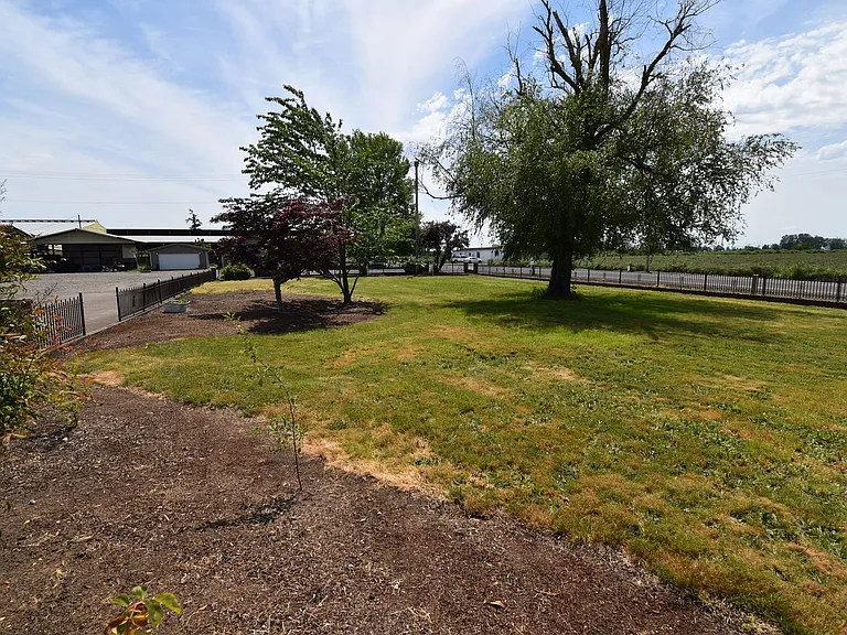 35725 Engle Rd SE — Photo 7
