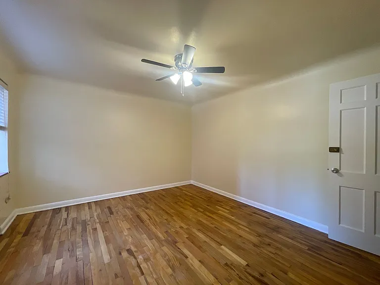 Don Edward Apartments — Photo 33