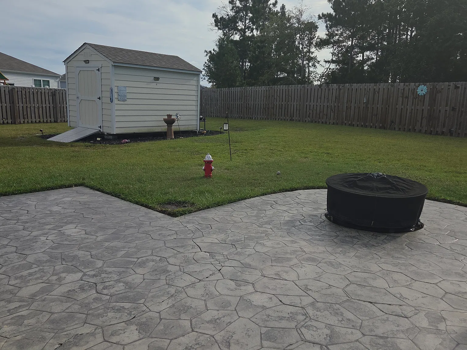 4 bed, 1774 sqft, $2,400 — Photo 2