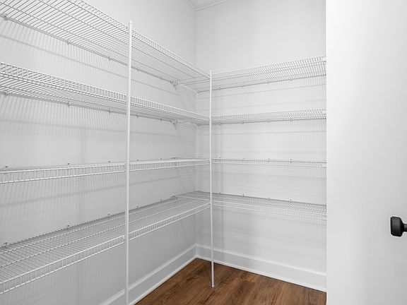 pantry off kitchen