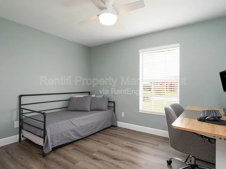 18266 Fuchsia Rd — Photo 21