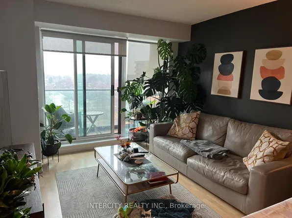 1403 Royal York Rd #1010, Toronto, ON M9P 0A1