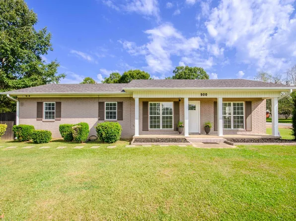 900 W Center St, Beebe, AR 72012