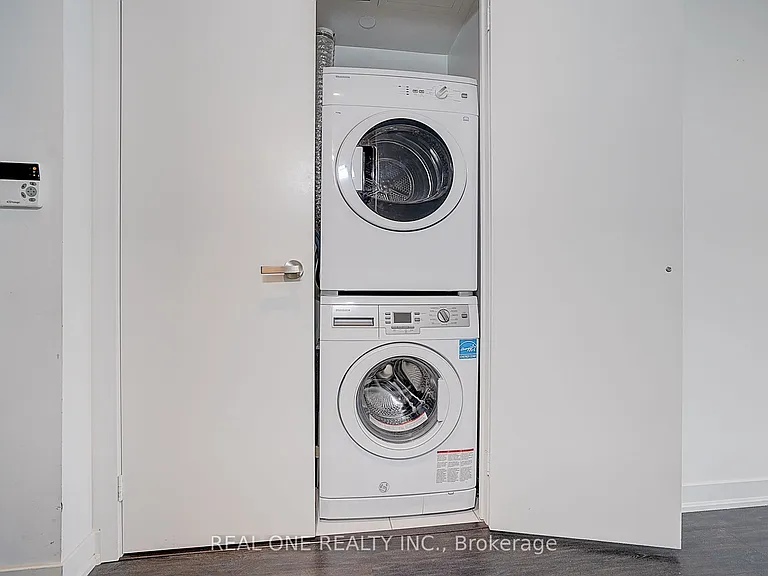 100 Harbour St #5008 — Photo 11