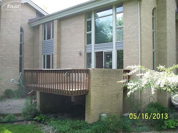 4th image of 5388 Warwick Trl