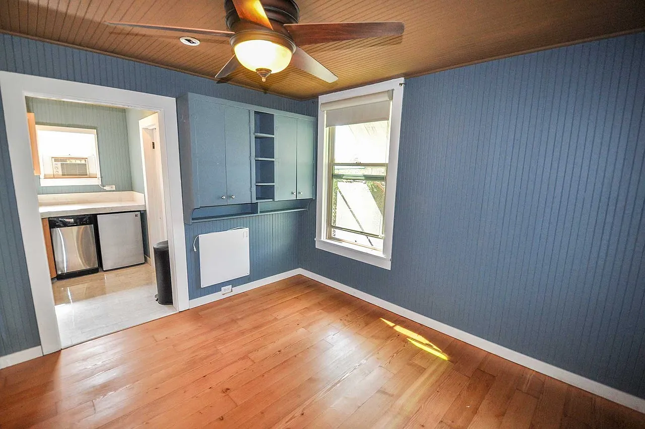 Studio, $2,450 — Photo 4
