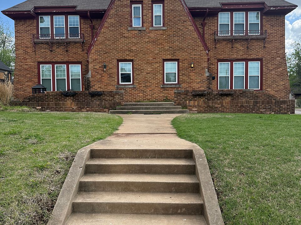 1st image of 544 NW 34th St #544