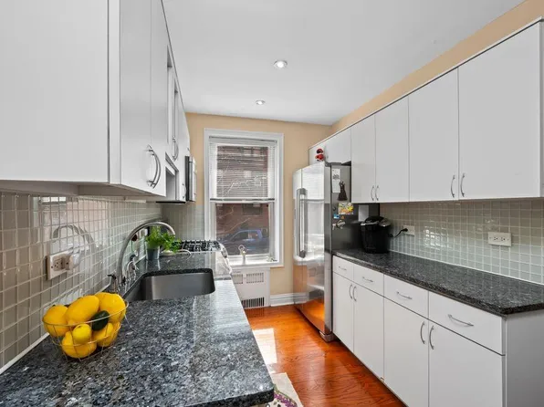 9437 Shore Road image 5 of 28