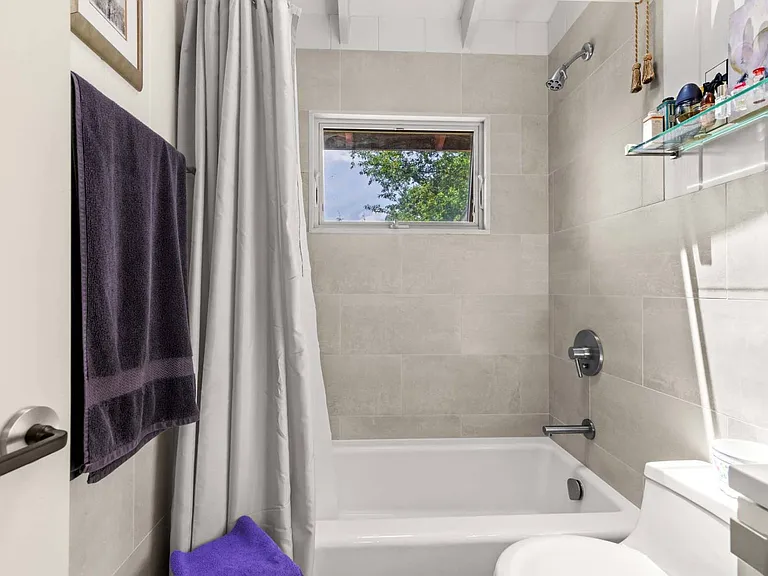 1 Gegan Dr — Photo 15
