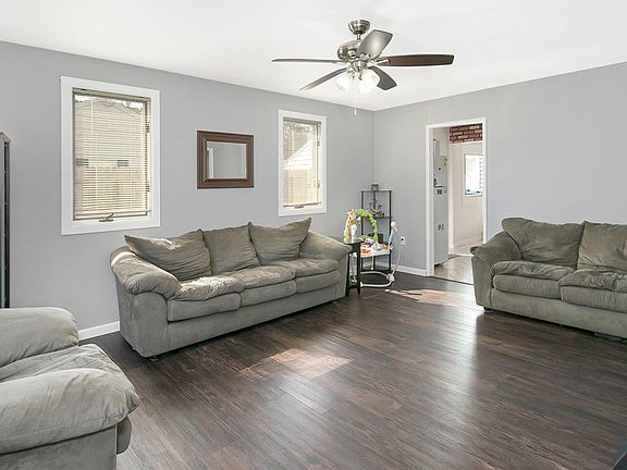 5th image of 3621 15th Avenue Ct