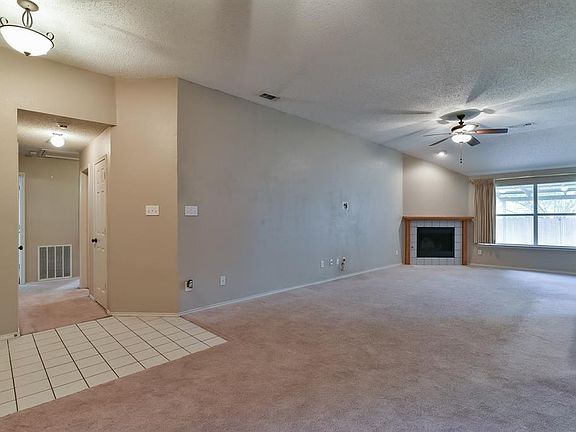 5th image of 5130 Eastcreek Dr