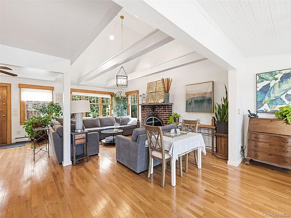 3rd image of 175 Taft Crescent
