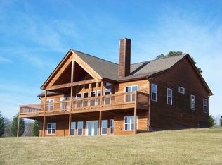 2403 Standing Meadow Dr, Young Harris, GA 30582