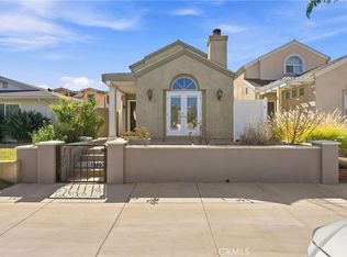 1209 Huntington St, Huntington Beach, CA 92648