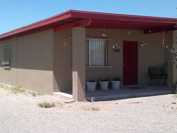 2nd image of 1030 W Michigan Dr