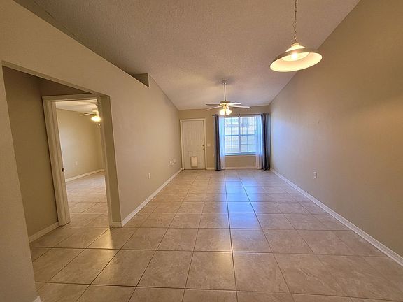 5th image of 8158 Heirloom Dr