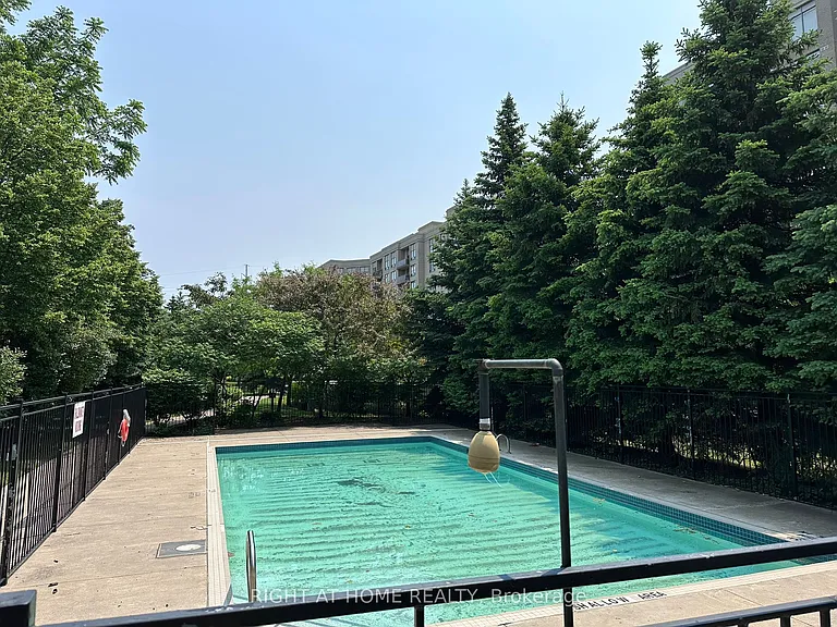 1700 Eglinton Ave E #609 — Photo 20