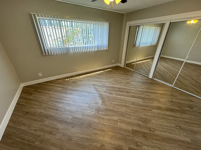 5068 Franklin Ave — Photo 19