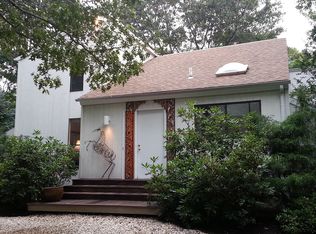 33 Diane Dr, East Hampton, NY 11937