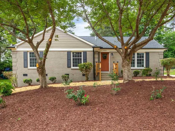 404 Pinecroft Dr, Raleigh, NC 27609