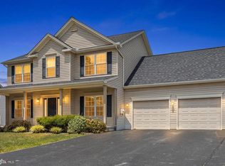 1325 Saddleback Rd, York, PA 17408